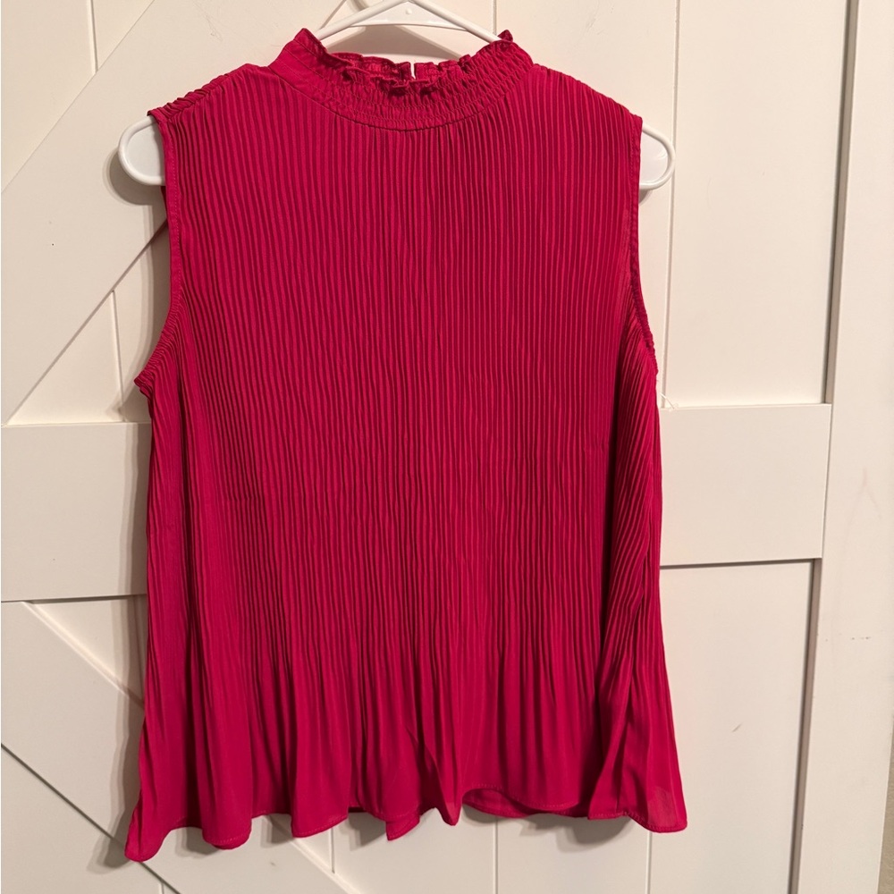 Small Nanette Lepore Sleeveless Fuchsia Blouse